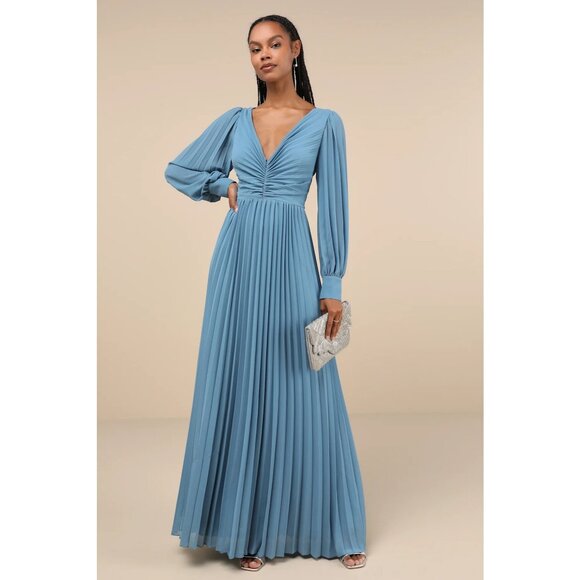 Lulu’s Sophisticated Grace Blue Slate Pleated Long Sleeve Maxi Dress Size Large - Picture 1 of 9